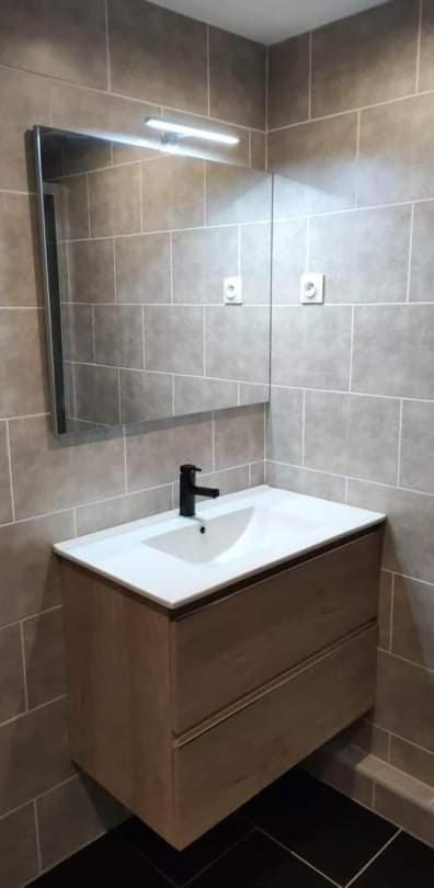 Appartement Entierement Refait A Neuf A 150 M De La Plage Narbonne-Plage Bagian luar foto